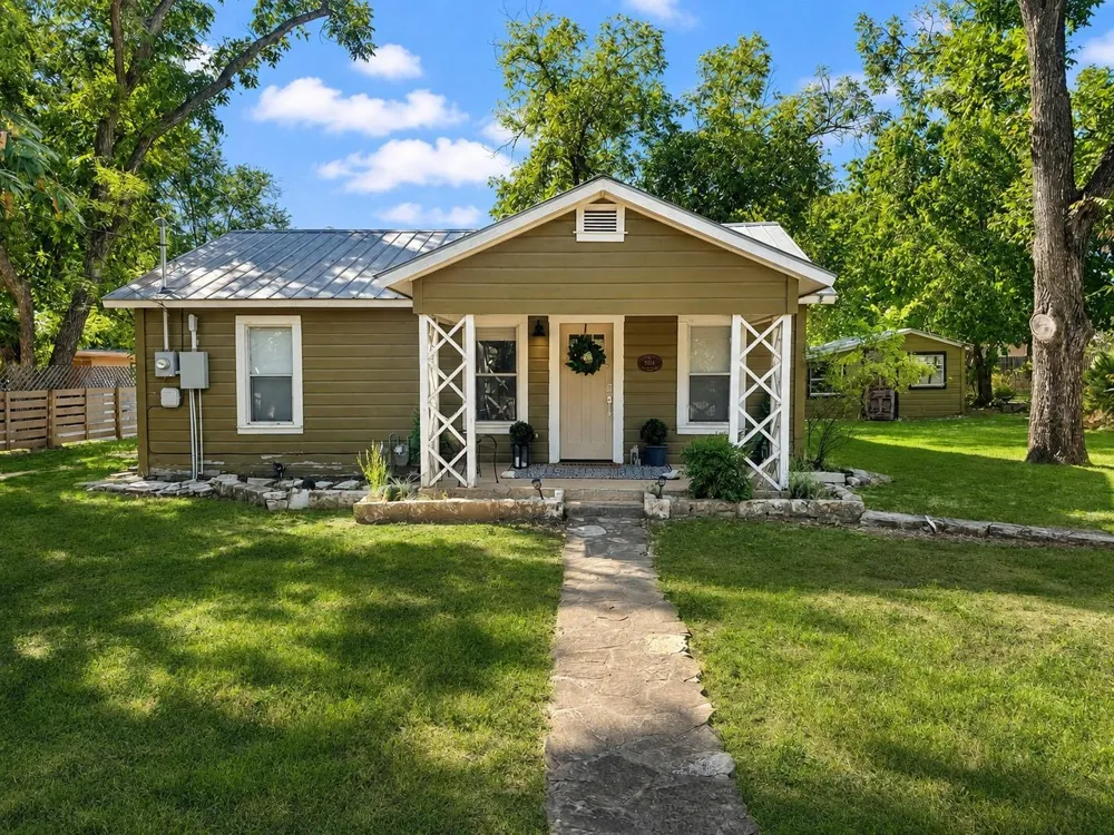 508 Edison Street Fredericksburg, TX 78624