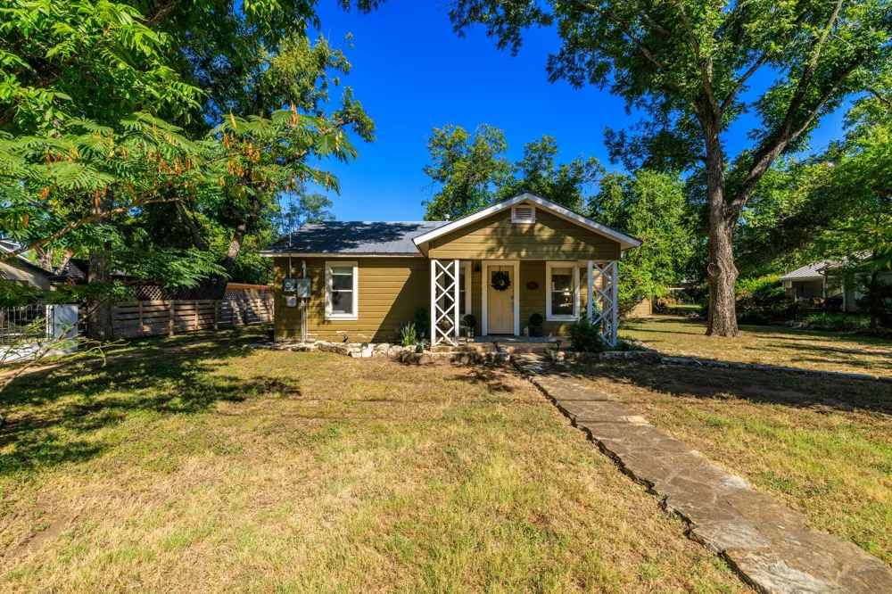 508 Edison Street Fredericksburg, TX 78624
