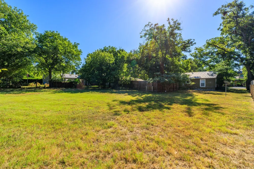 508 Edison Street Fredericksburg, TX 78624