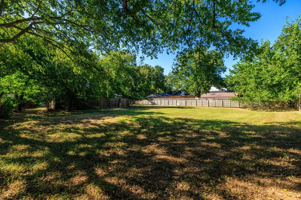 508 Edison Street Fredericksburg, TX 78624