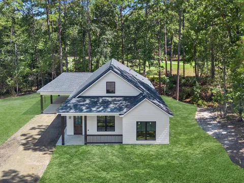 155 Victoria Drive