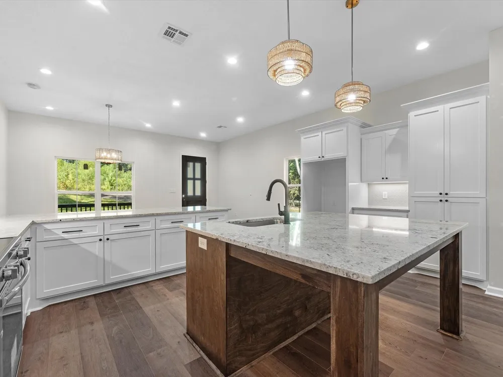 155 Victoria Drive Brookeland, TX 75931
