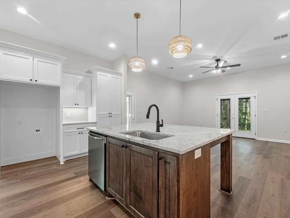 155 Victoria Drive Brookeland, TX 75931