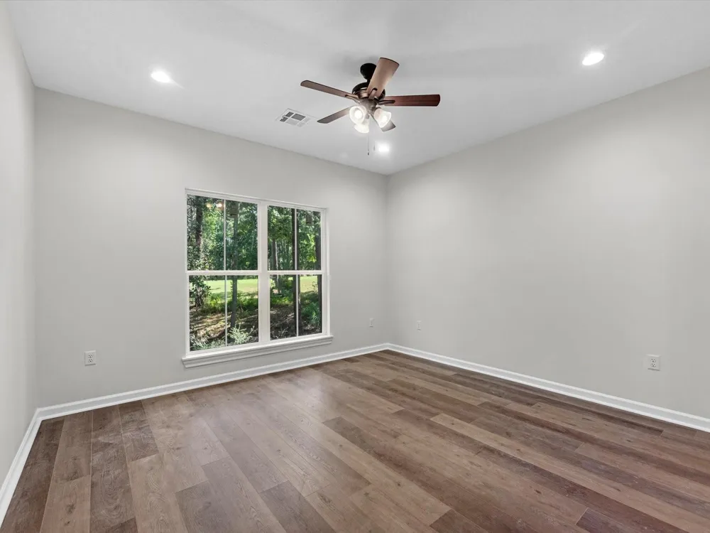 155 Victoria Drive Brookeland, TX 75931