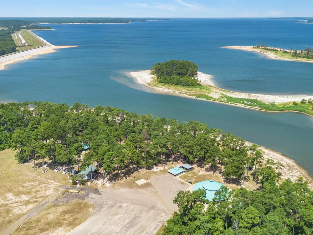 155 Victoria Drive Brookeland, TX 75931