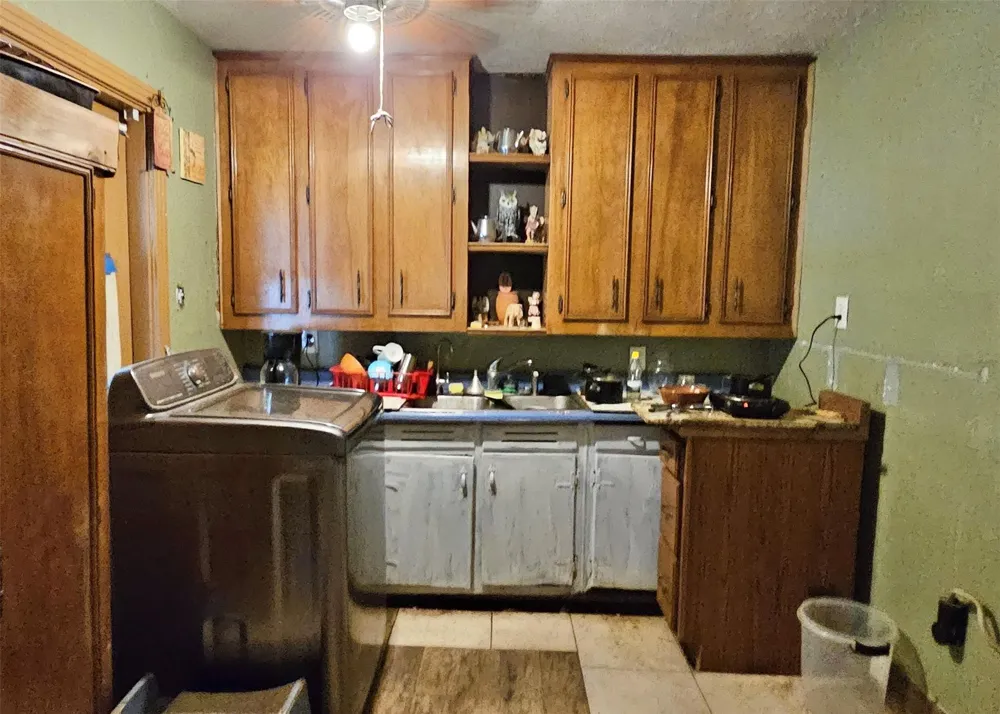 1204 Natchez Avenue Pasadena, TX 77506