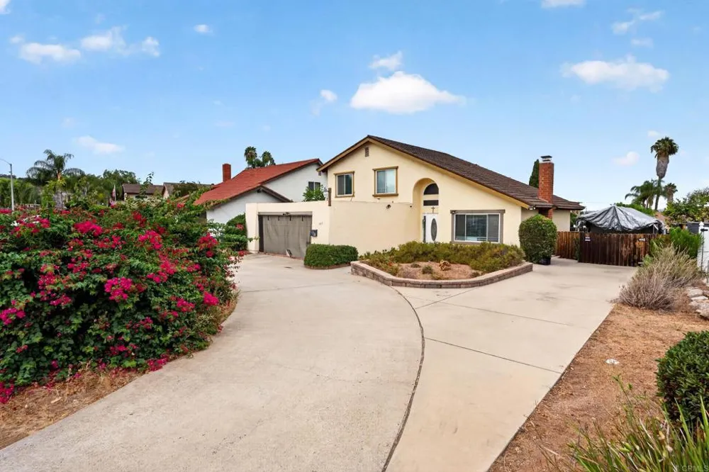 1682 Granite Hills Drive El Cajon, CA 92019