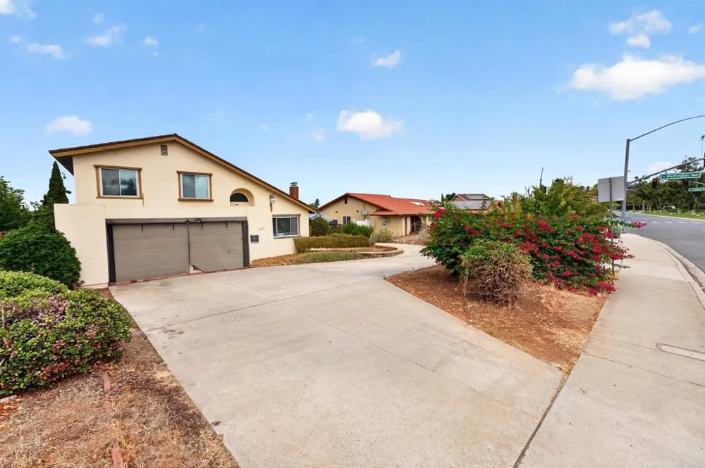 1682 Granite Hills Drive El Cajon, CA 92019