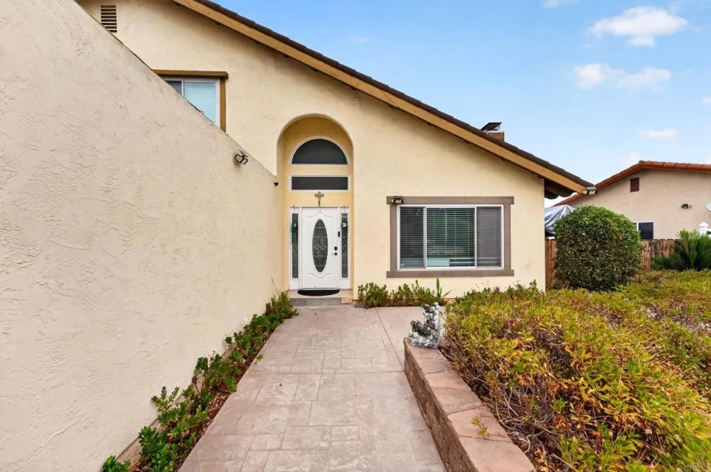 1682 Granite Hills Drive El Cajon, CA 92019