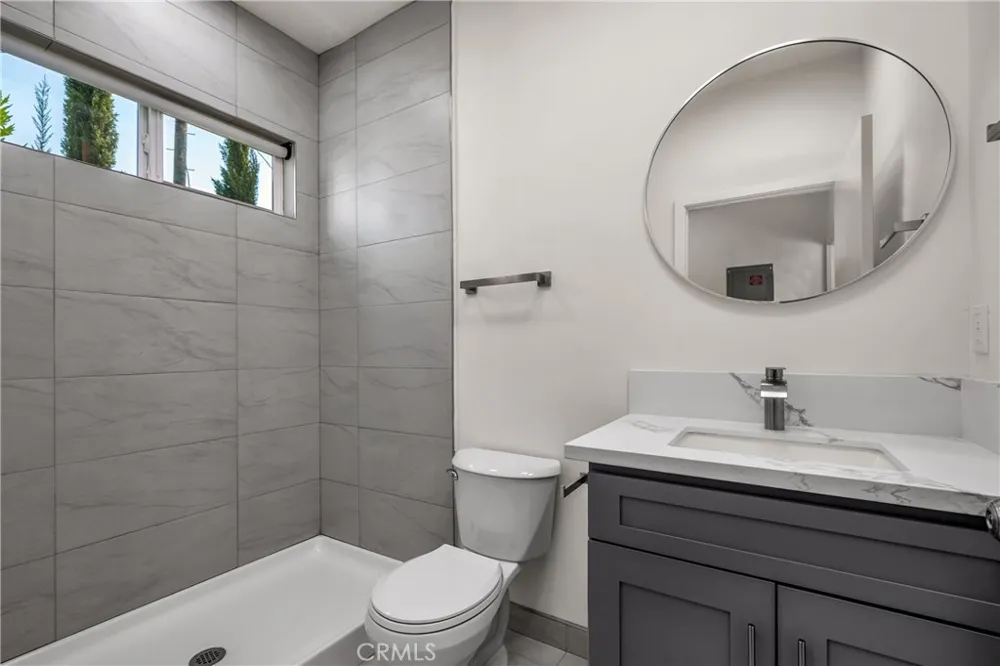 10882 Dora Street Sun Valley, CA 91352