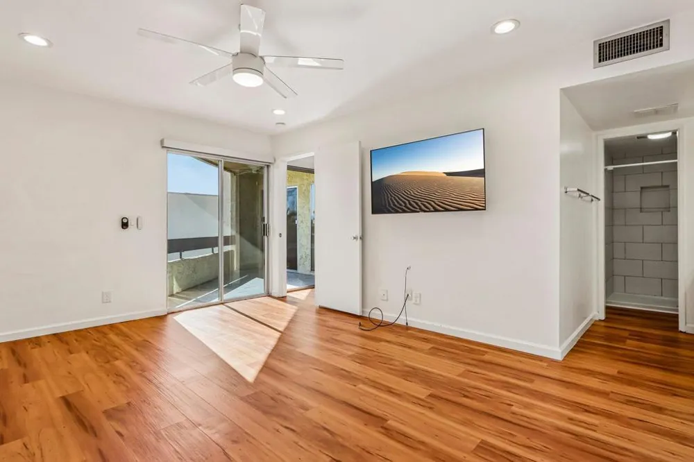 1500 S Camino Real #302a Palm Springs, CA 92264