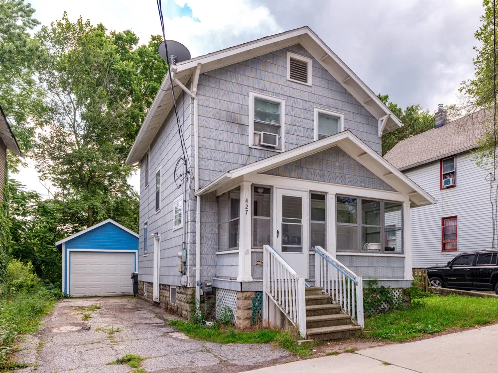 427 Den Adel Court Kalamazoo, MI 49001