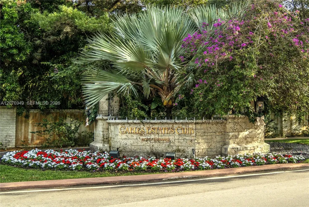 190 Casuarina Concourse Coral Gables, FL 33143