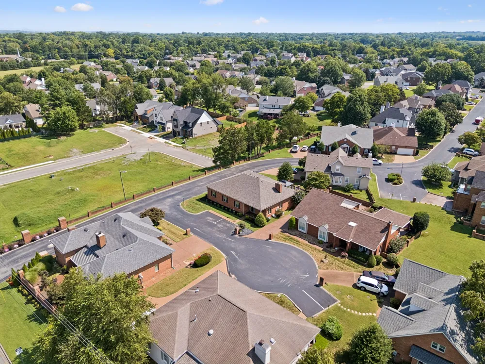 101 Keeneland Dr Hermitage, TN 37076