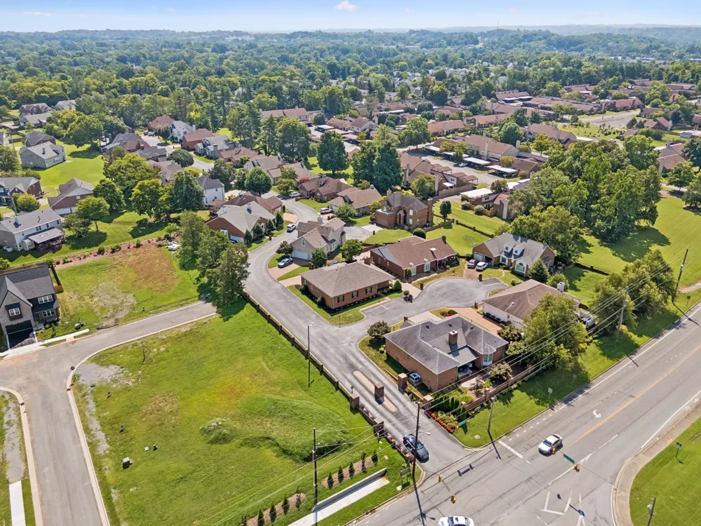 101 Keeneland Dr Hermitage, TN 37076