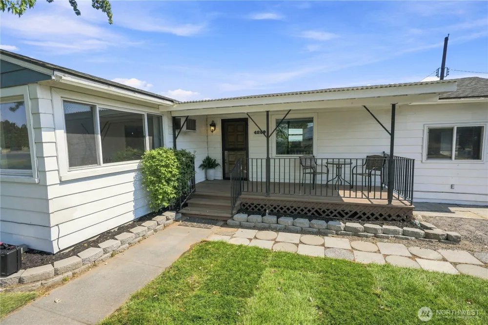 4259 NE Joann Drive Moses Lake, WA 98837
