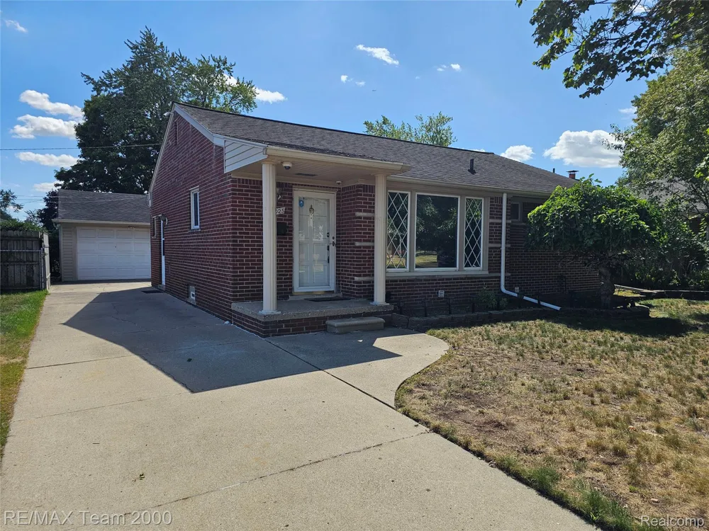 24925 Van Buren Road Dearborn Heights City, MI 48127