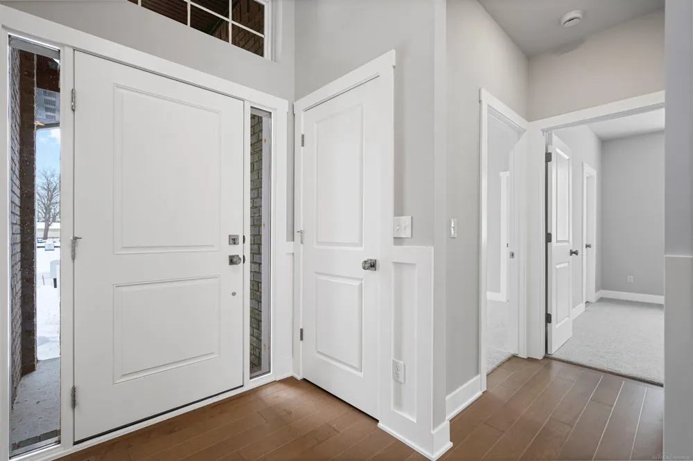 16839 Crittenden Drive Macomb Township, MI 48044