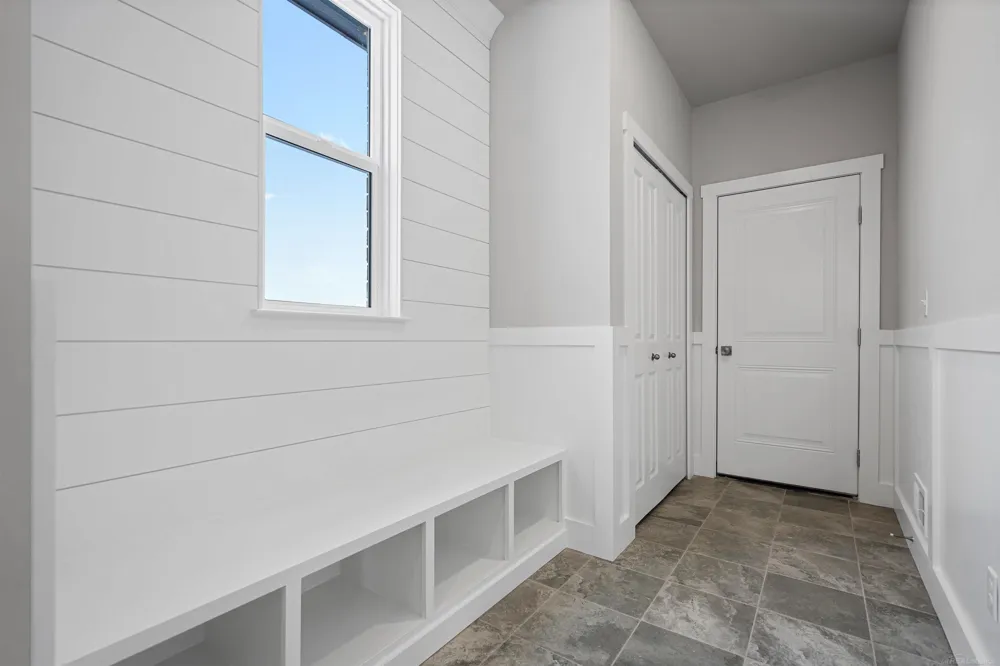 16839 Crittenden Drive Macomb Township, MI 48044