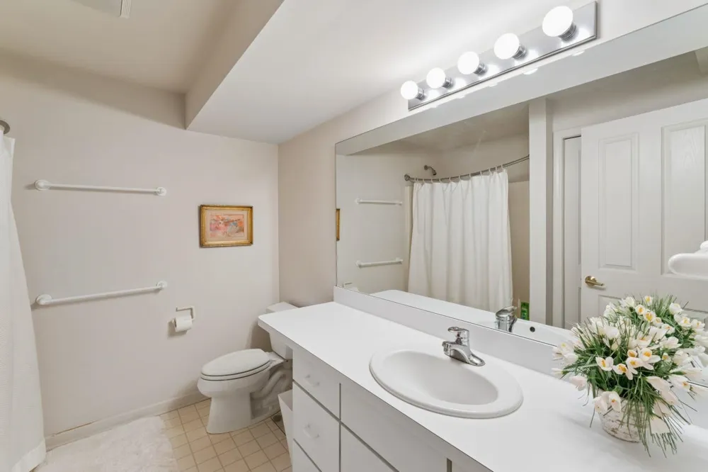 8116 Hawkcrest Drive Grand Blanc Charter Township, MI 48439