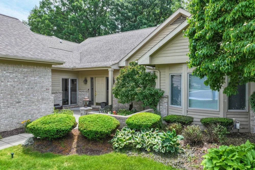 8116 Hawkcrest Drive Grand Blanc Charter Township, MI 48439