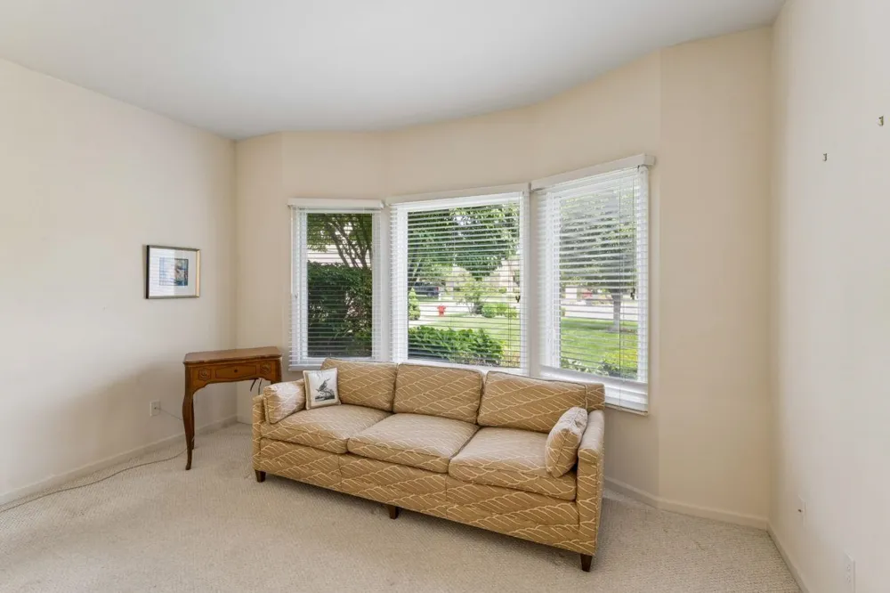8116 Hawkcrest Drive Grand Blanc Charter Township, MI 48439