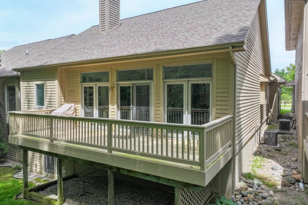 8116 Hawkcrest Drive Grand Blanc Charter Township, MI 48439