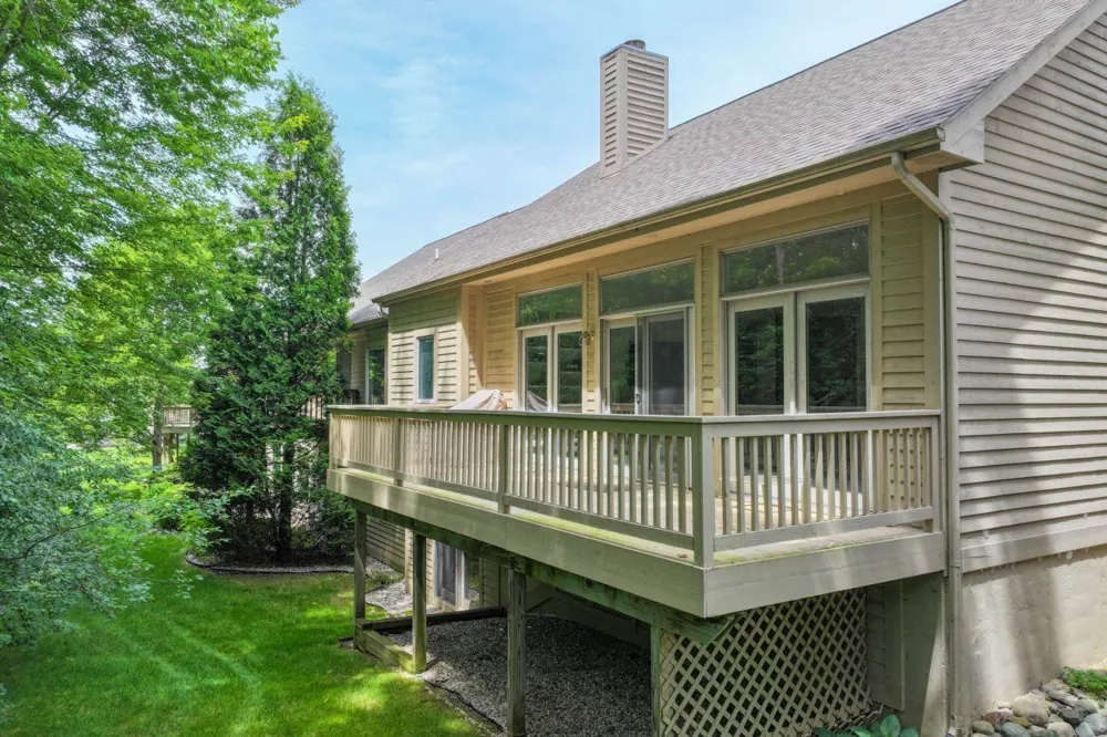 8116 Hawkcrest Drive Grand Blanc Charter Township, MI 48439