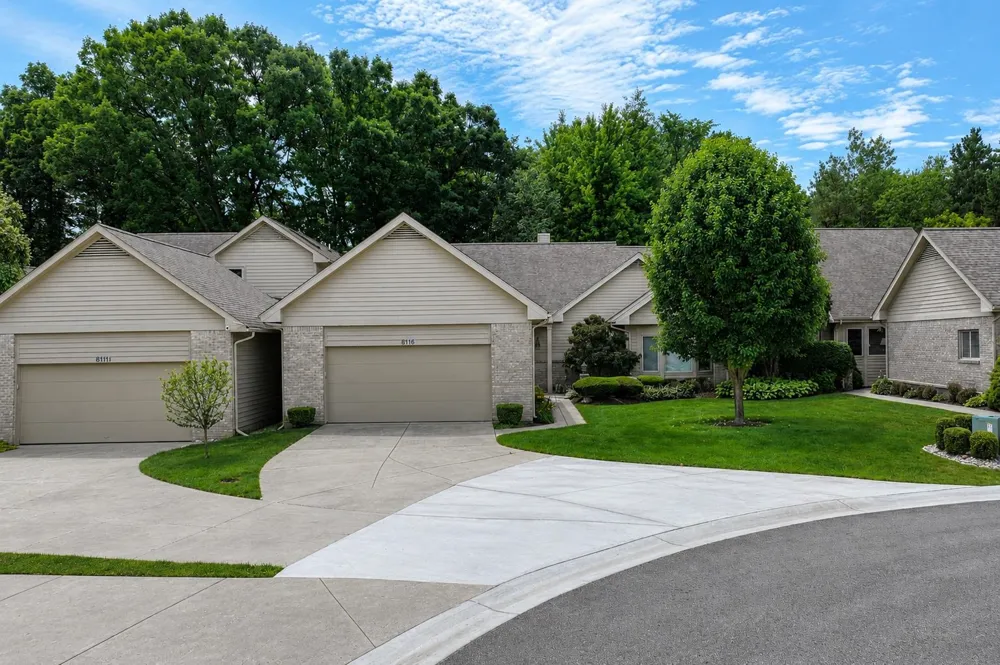 8116 Hawkcrest Drive Grand Blanc Charter Township, MI 48439