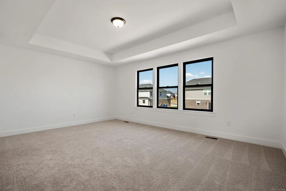 49812 Langford Drive Macomb Township, MI 48044