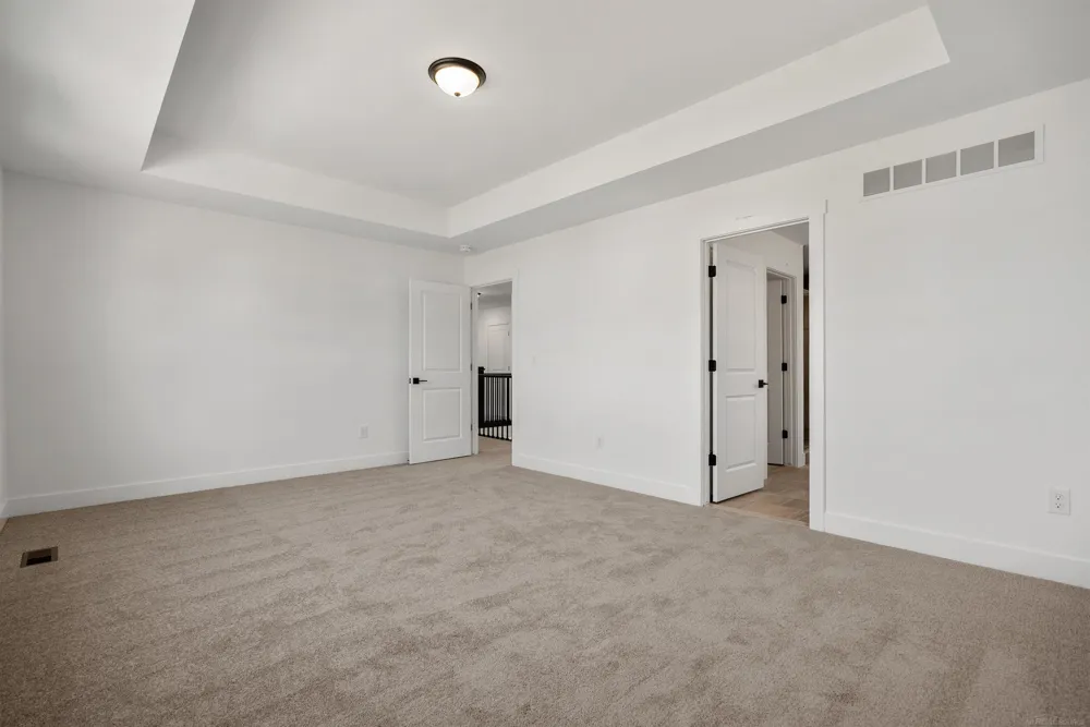 49812 Langford Drive Macomb Township, MI 48044