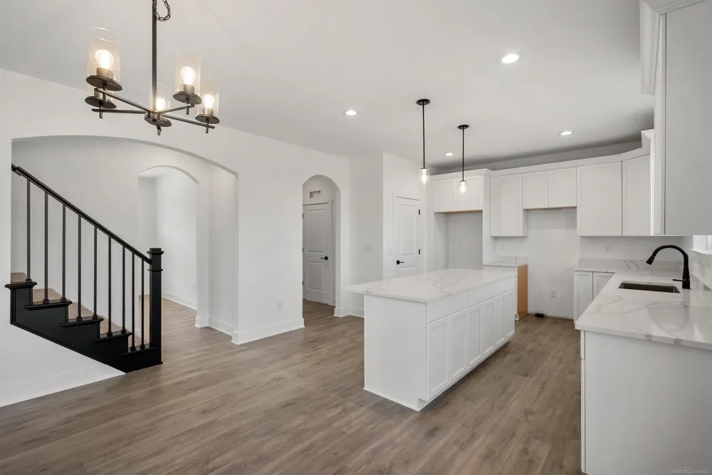 49812 Langford Drive Macomb Township, MI 48044