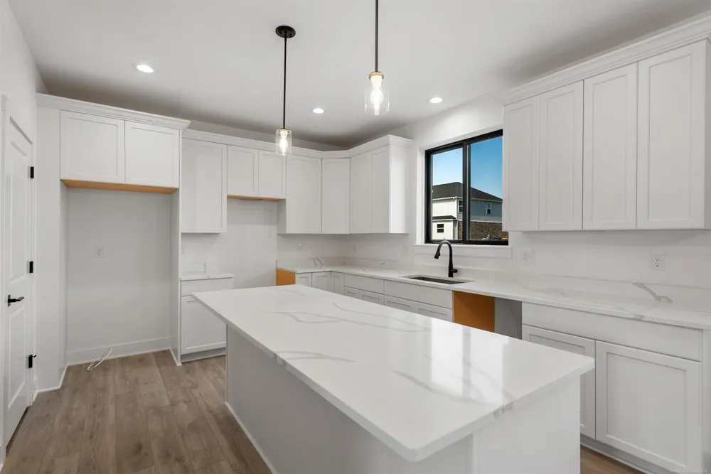 49812 Langford Drive Macomb Township, MI 48044