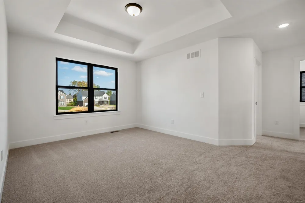 49812 Langford Drive Macomb Township, MI 48044