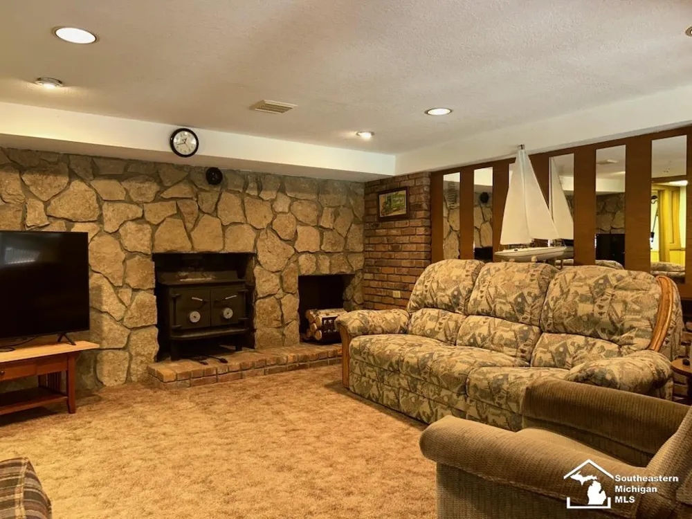 3251 Shelton Avenue Unknown, MI 48144