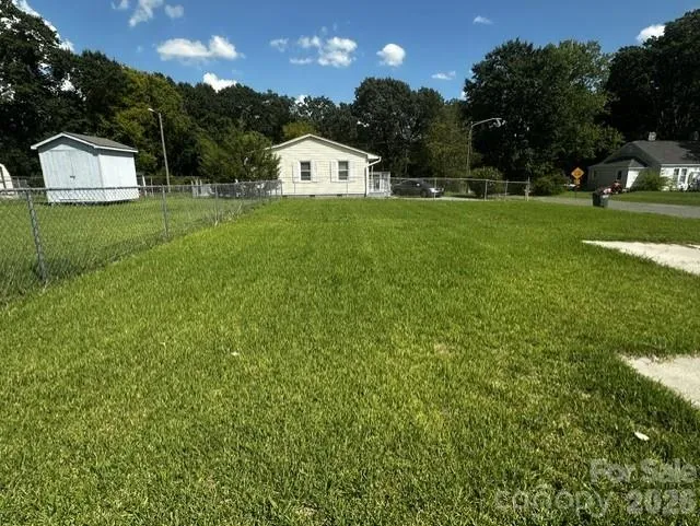 910 Linwood Road Gastonia, NC 28052