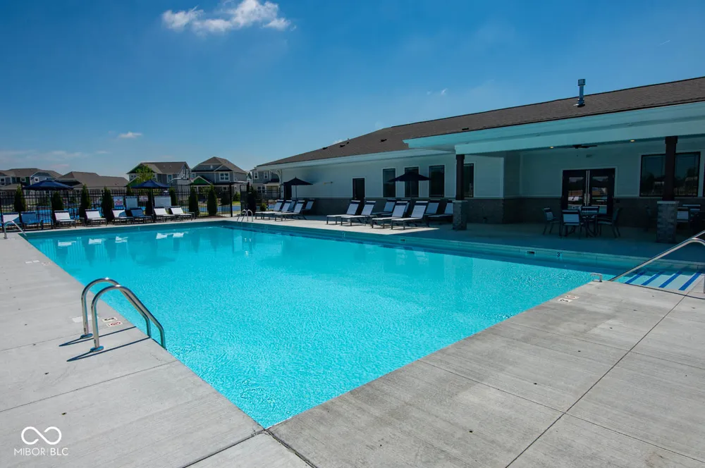 6172 Wasco Drive Whitestown, IN 46075