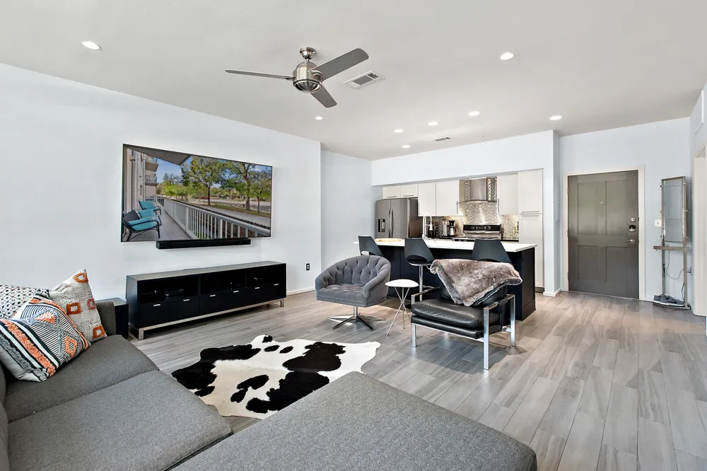 1600 Barton Springs Road #5110 Austin, TX 78704