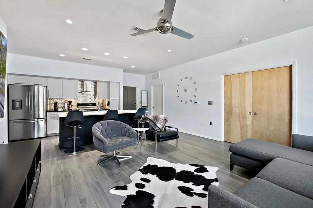 1600 Barton Springs Road #5110 Austin, TX 78704