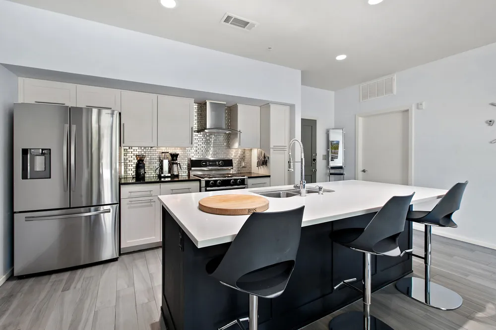 1600 Barton Springs Road #5110 Austin, TX 78704