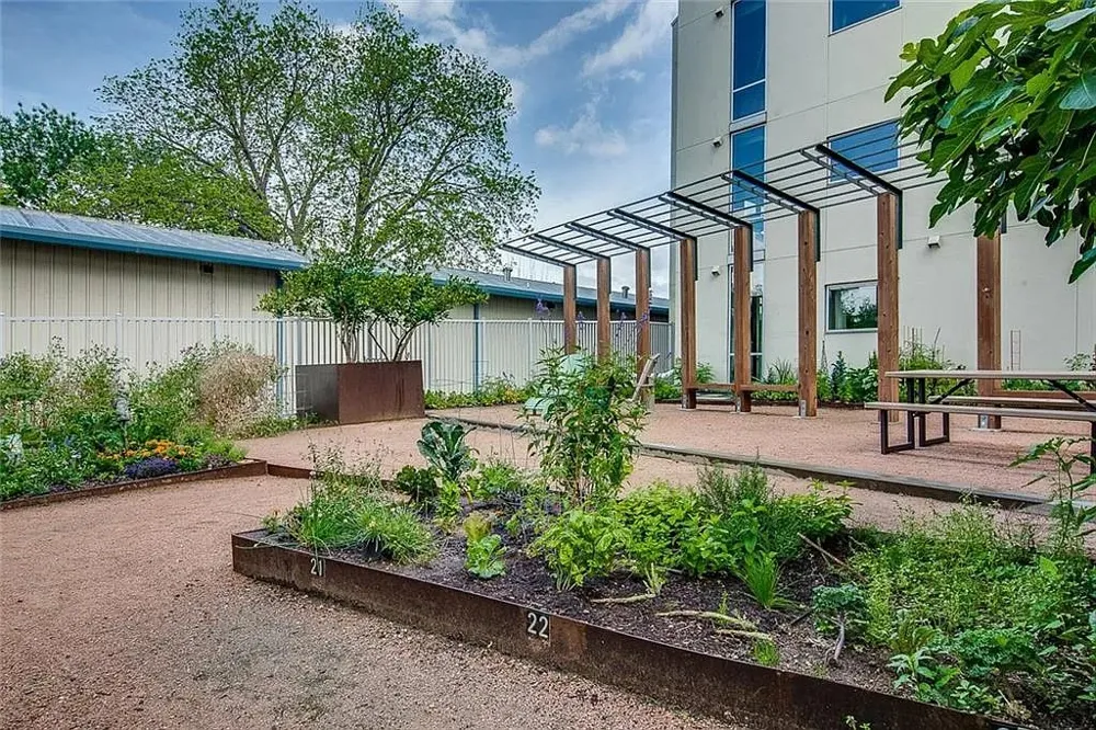 1600 Barton Springs Road #5110 Austin, TX 78704