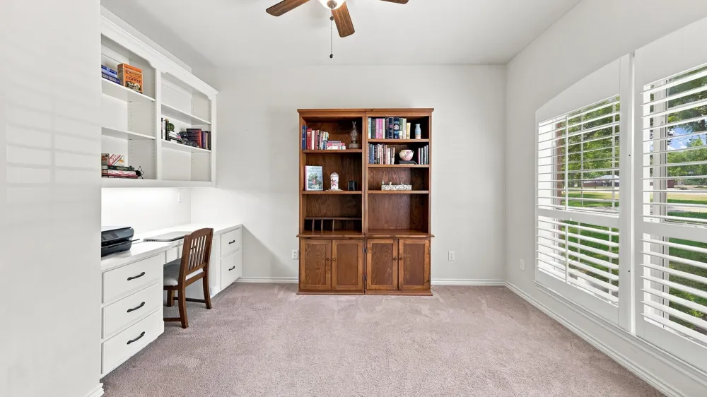 6021 Melrose Circle Granbury, TX 76049