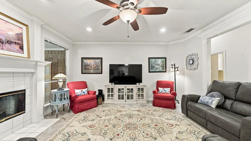 6021 Melrose Circle Granbury, TX 76049