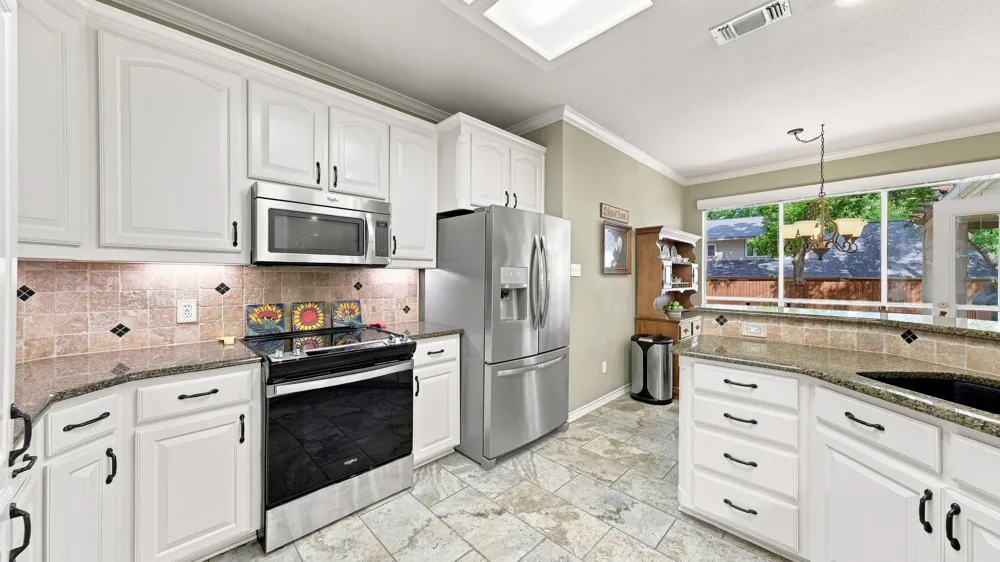 6021 Melrose Circle Granbury, TX 76049
