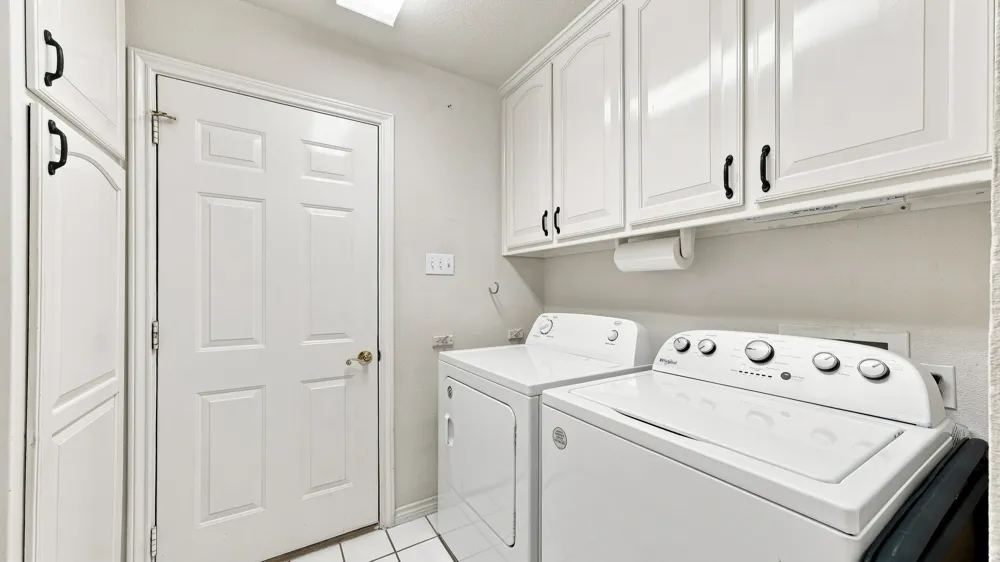 6021 Melrose Circle Granbury, TX 76049