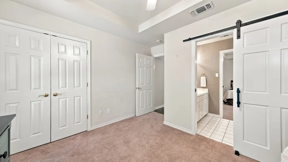 6021 Melrose Circle Granbury, TX 76049