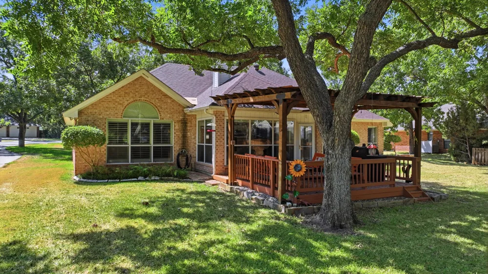 6021 Melrose Circle Granbury, TX 76049