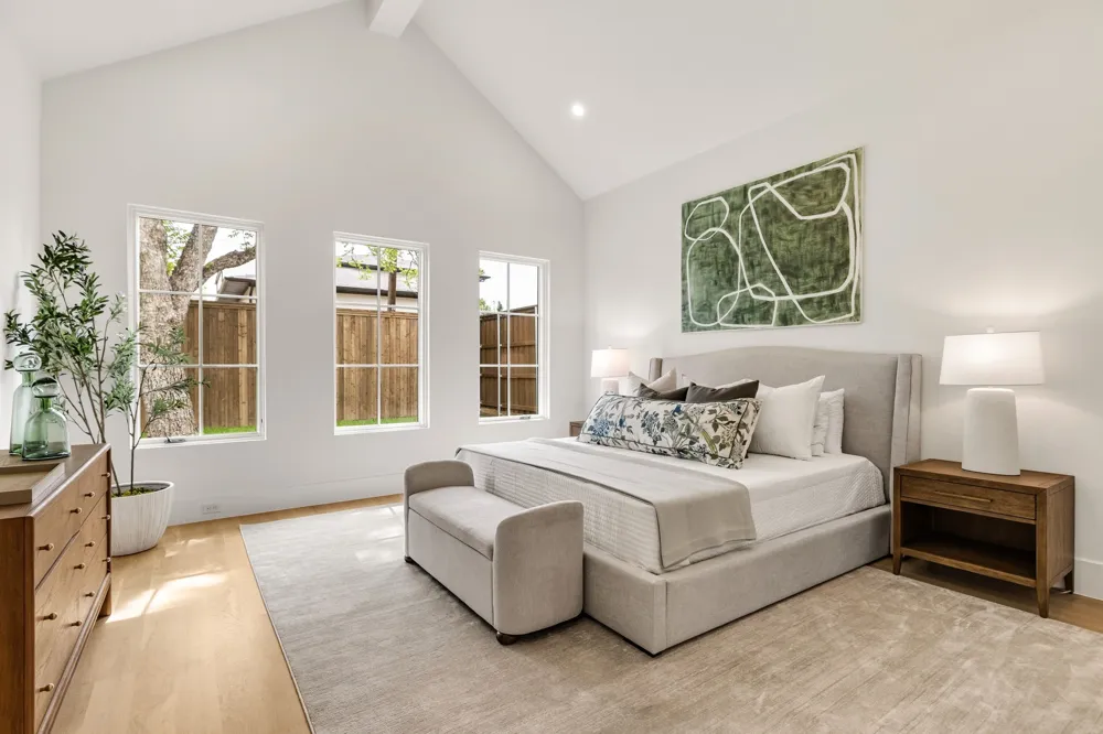 9866 Mixon Drive Dallas, TX 75220