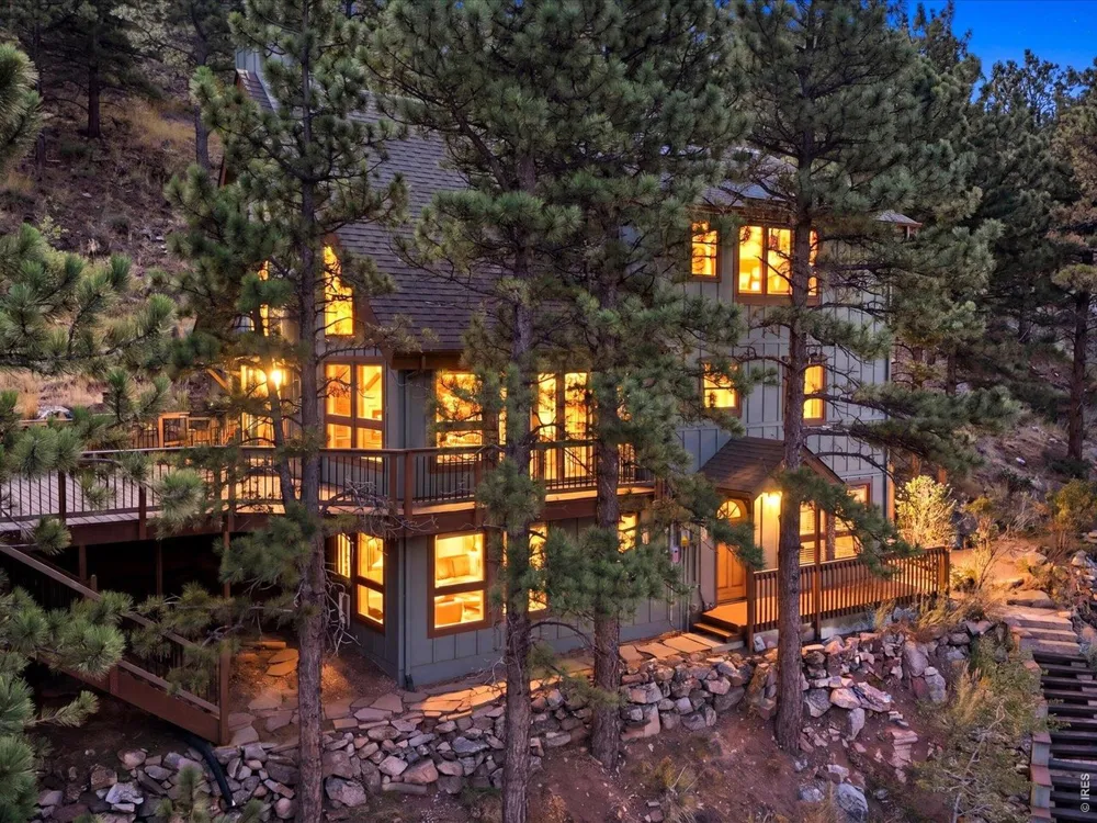 36 Ridge Drive Boulder, CO 80304