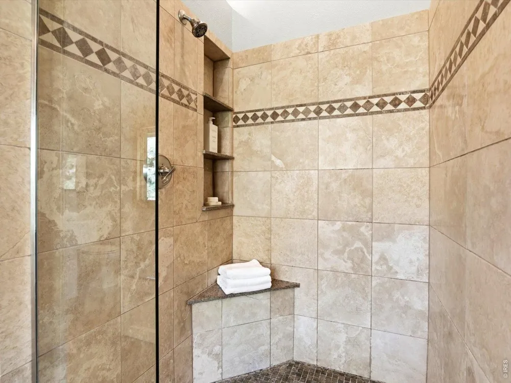 36 Ridge Drive Boulder, CO 80304